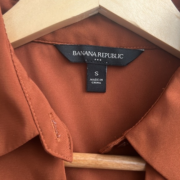 Banana Republic Essential Collared Silk Blouse Size S - Picture 6 of 8